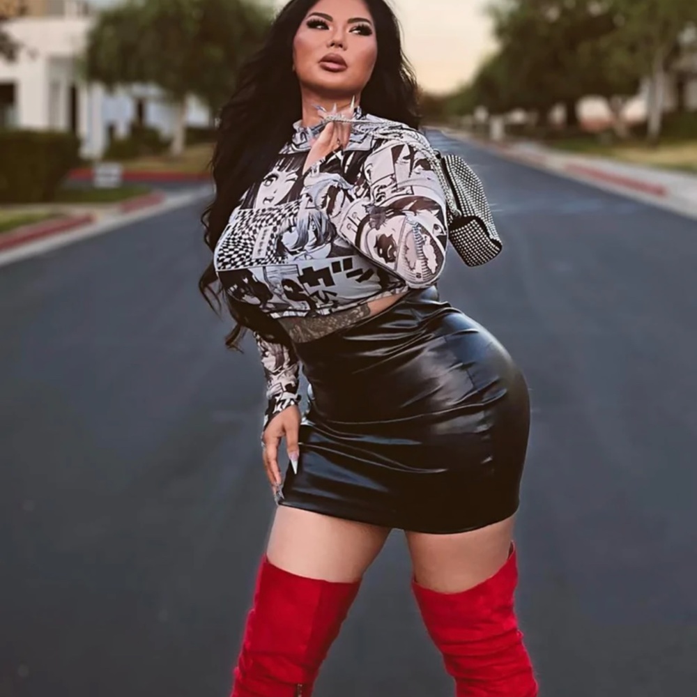 Faux Leather Skirt - Picture 3 of 9